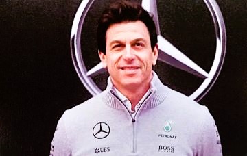 Toto Wolff přiznal, že Mercedes trpí odchodem Alda Costy